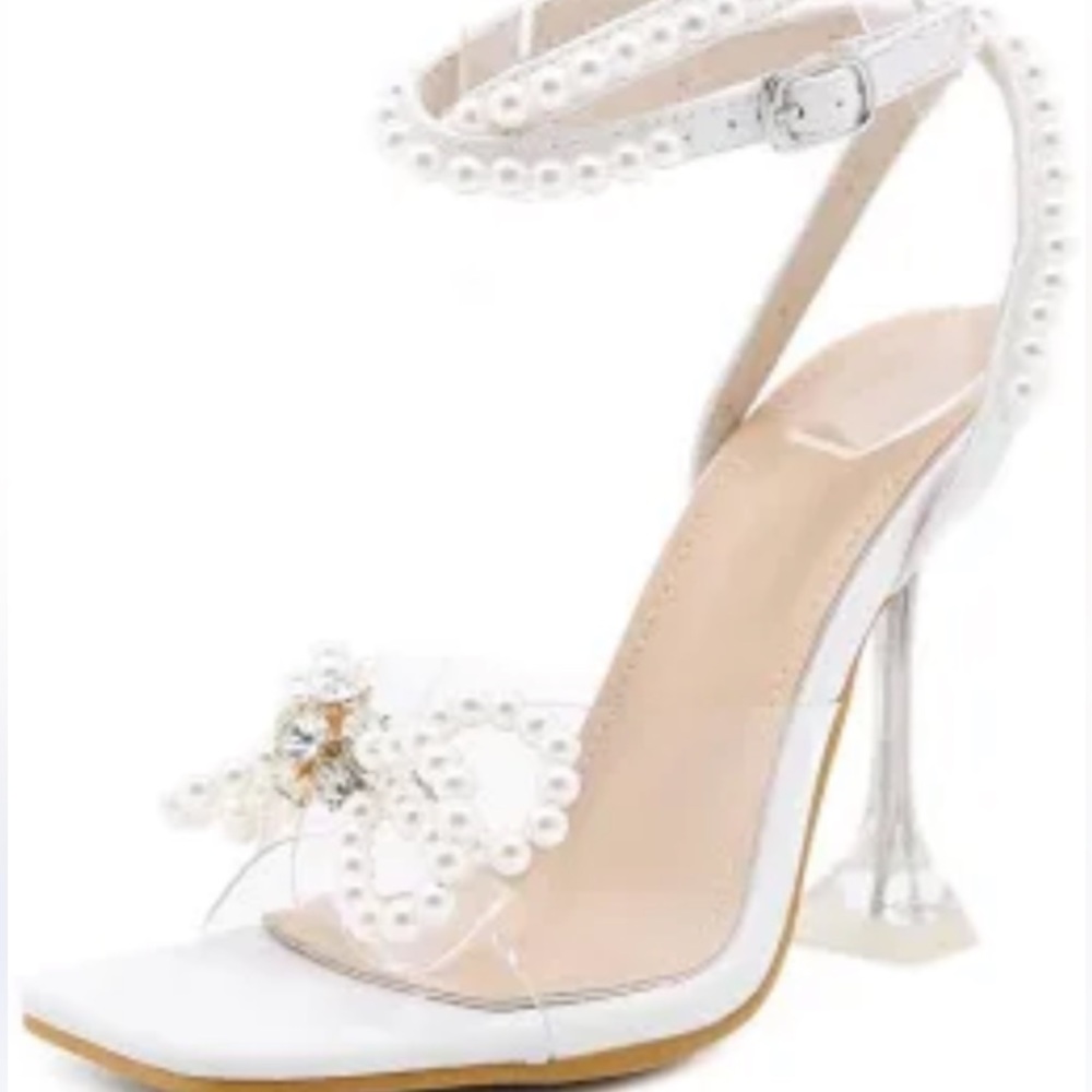 Pearl heels✨✨✨✨✨